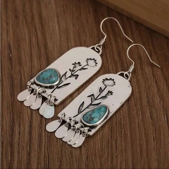 Retro vintage style fake Turquoise Earrings with birds and flowers - Picture 5 of 11